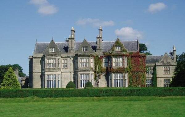 Muckross House